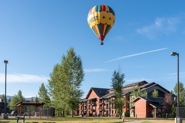 01Wyndham_ExteriorofBuildings-013