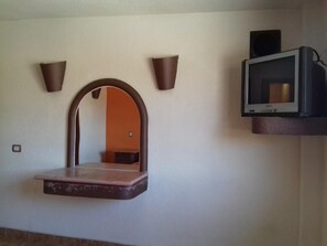 Down comforters, bed sheets - Motel Tokio Inn (Texcoco de Mora)