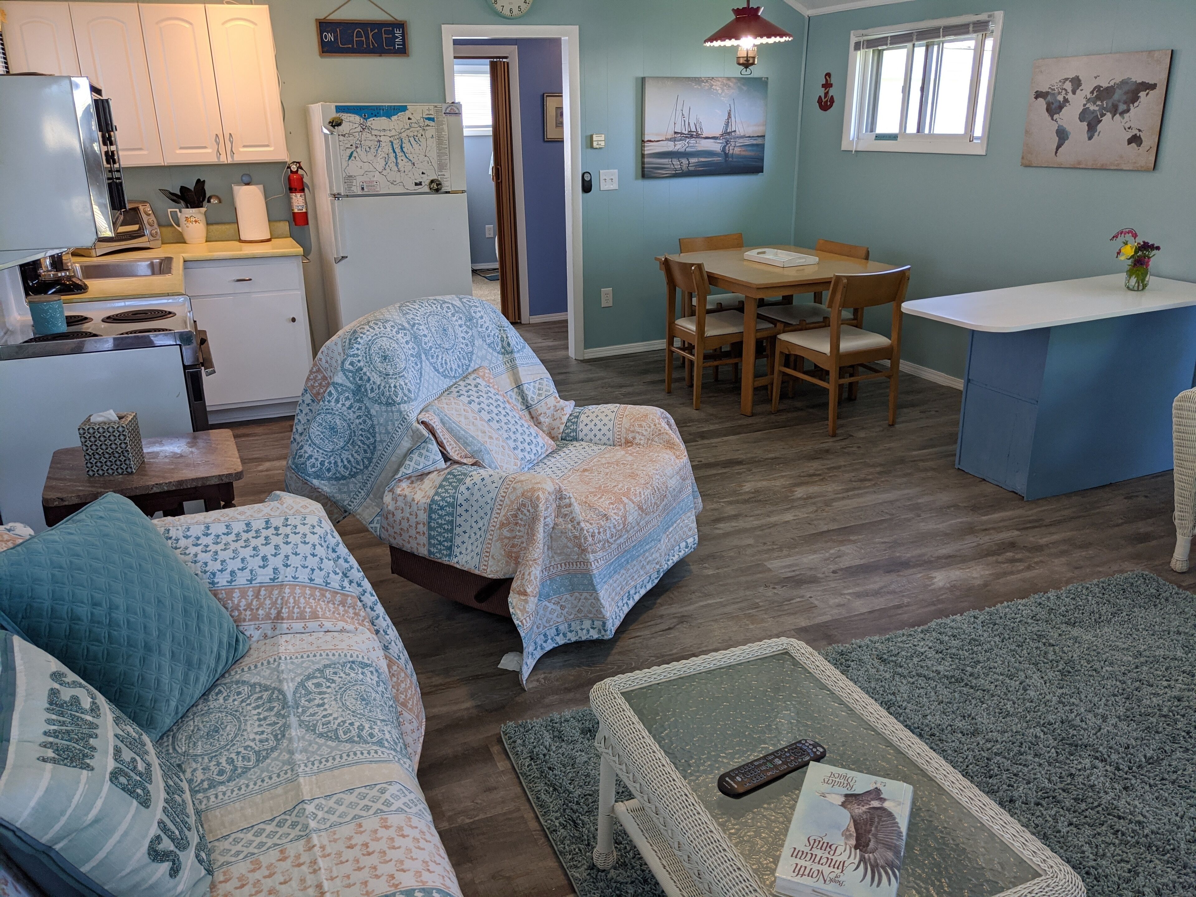 Televisión y reproductor de DVD 