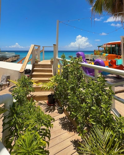 Maho Beach House Ocean Front Garden Studio
