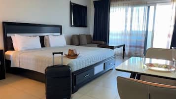 1 chambre, coffres-forts dans les chambres, fer et planche Ă repasser