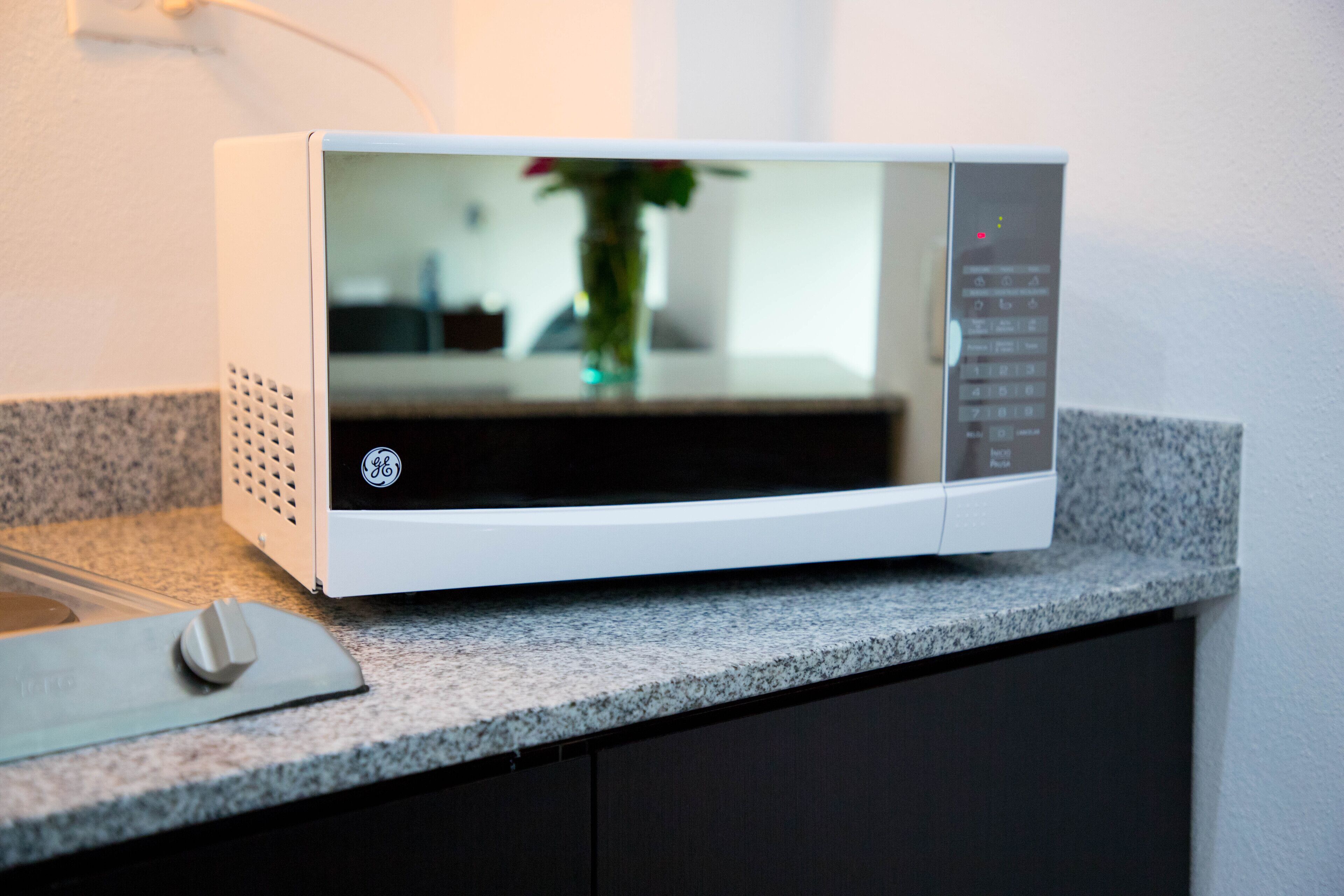 business suite | living area | 32-inch led tv with cable channels, tv