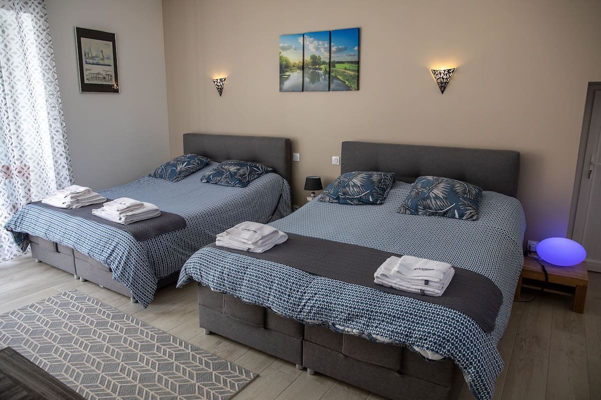 Quarto (de l'Eau) | Roupas de cama premium, camas com colchões pillow-top