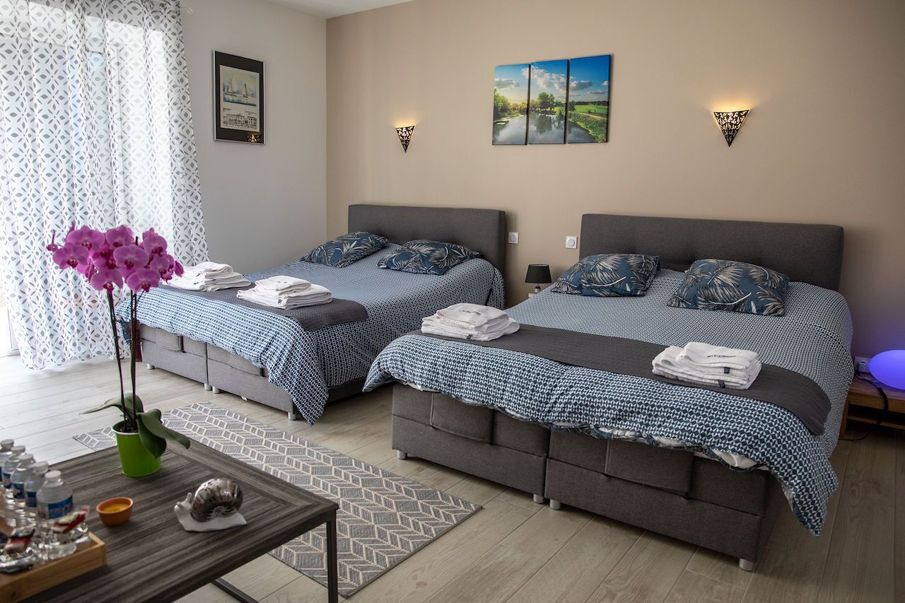 Kamer (de l'Eau) | Luxe beddengoed, pillowtop-bedden, individueel gedecoreerd