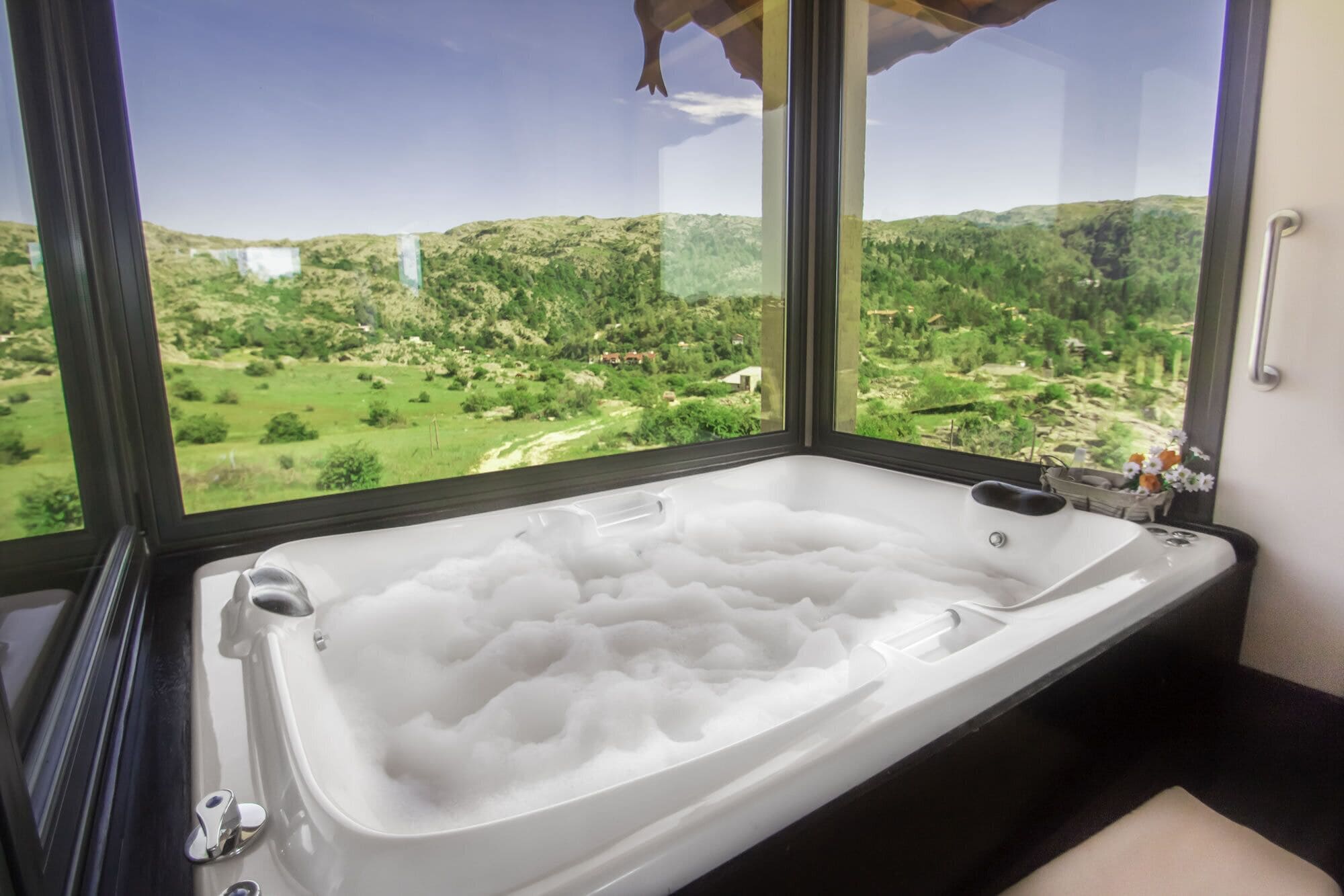 Comfort Studio Suite, Private Bathroom | Jetted tub