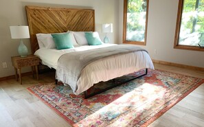 4 bedrooms, iron/ironing board, travel cot, WiFi