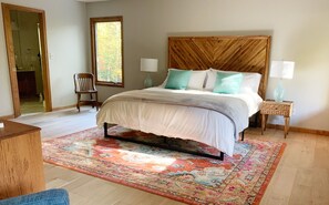 4 bedrooms, iron/ironing board, travel crib, WiFi - Waterfall House near Brevard, NC - Waterfalls and stream - Close to Asheville (Rosman)