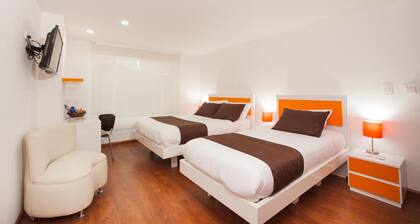 Hotel Castellana 100