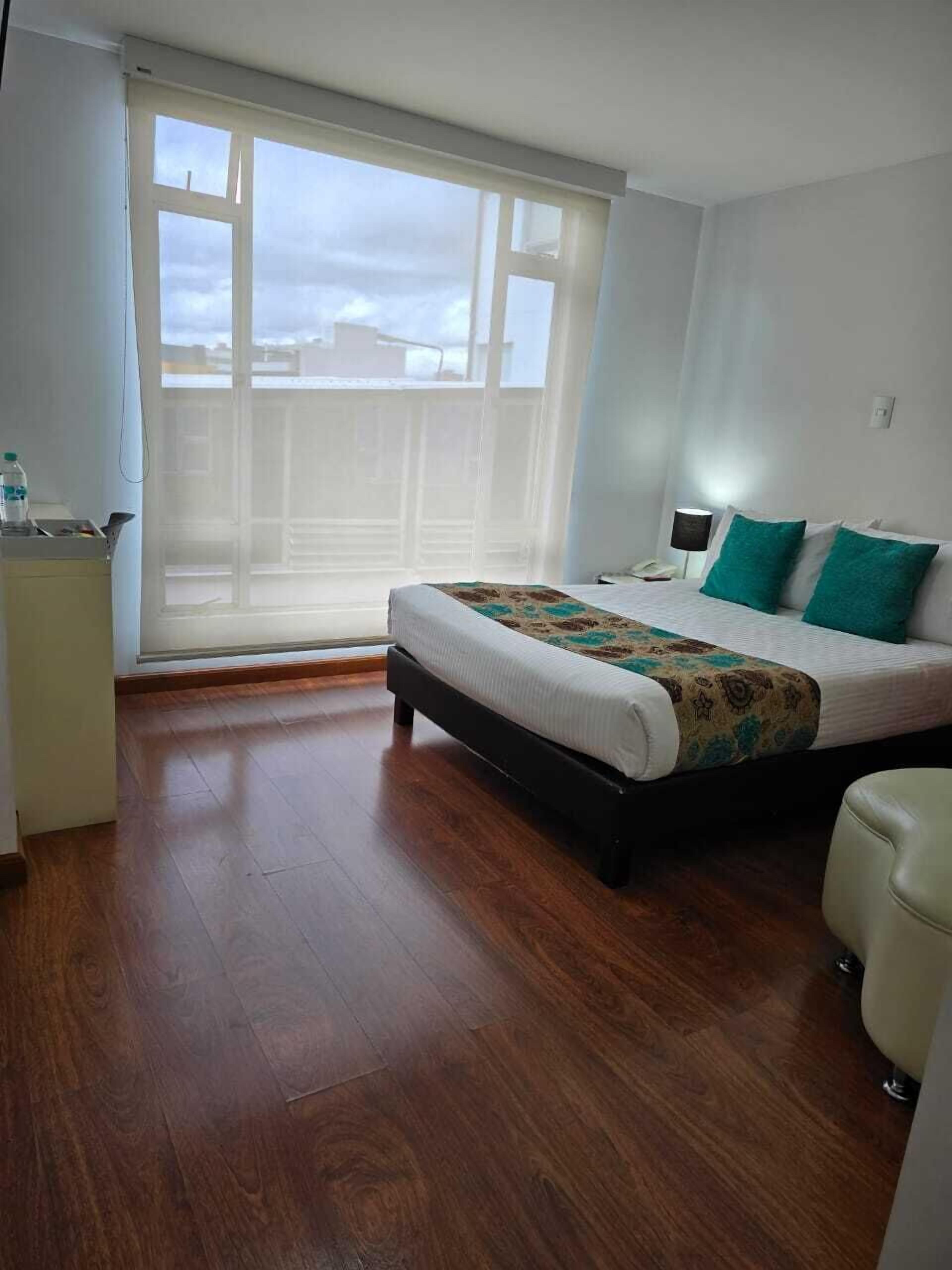 Foto - Hotel Castellana 100