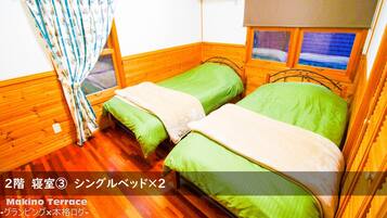 5 Schlafzimmer, Schreibtisch, Bettwäsche
