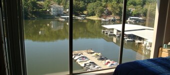Lago de los Ozarks Indian Pointe condominio de vacaciones de 2 dormitorios con vistas increíbles!