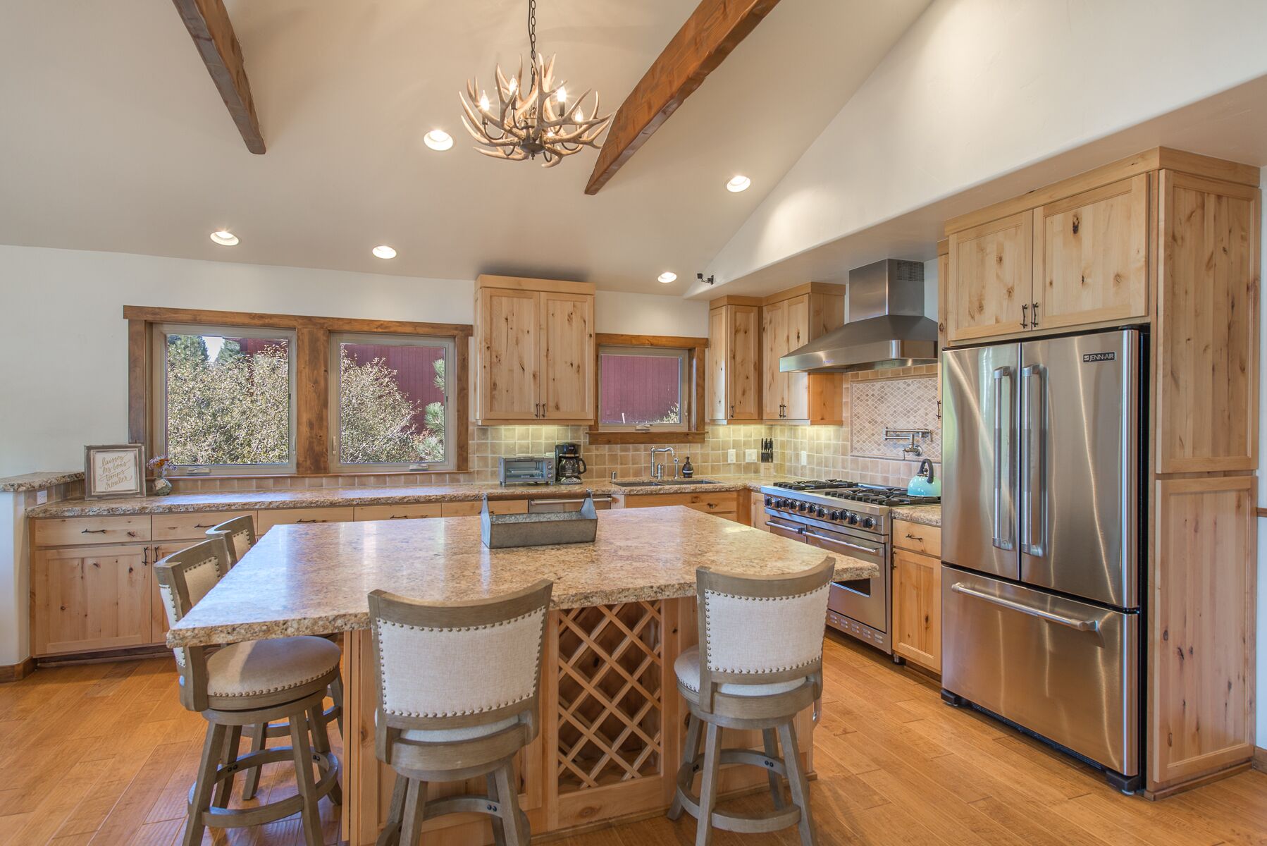Beautiful & Updated in Tahoe Donner