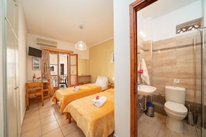1 chambre, fer et planche Ă repasser, lit parapluie, Wi-Fi gratuit
