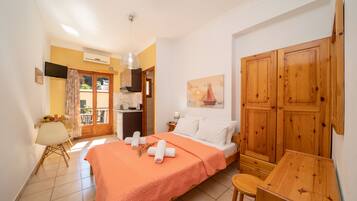 1 camera, ferro/asse da stiro, culla da viaggio, Wi-Fi gratuito