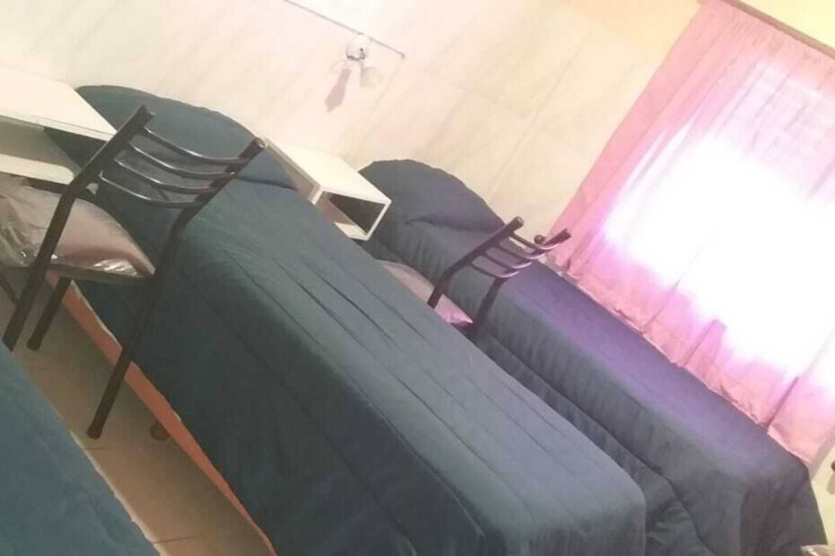 Chambre Triple, 3 lits une place