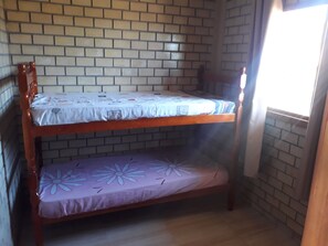 Maison mitoyenne | 2 chambres, minibar, rideaux occultants, fer et planche à repasser