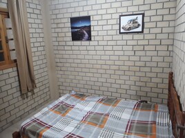 Casa geminada | 2 quartos, frigobar, cortinas blackout, ferros/tábuas de passar roupa