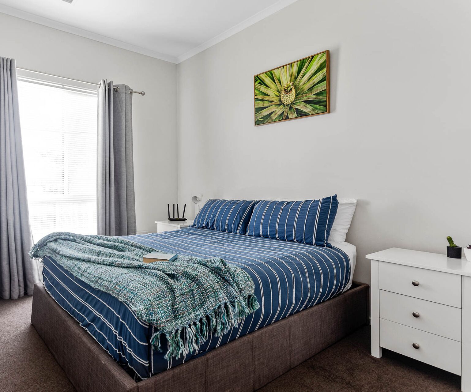 3BR Contemporary Home with SeaViews — image 16