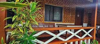 Bohol Sea Breeze Cottages & Resort