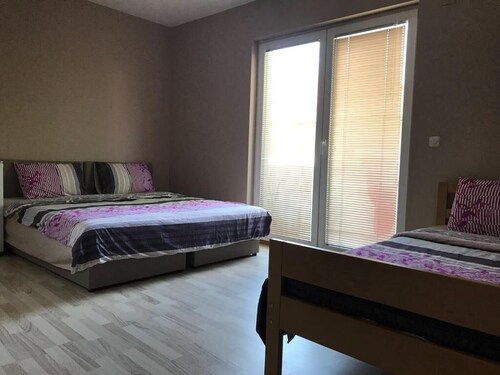 Struga - Zimmer / Dhoma / Sobi - (Dreibettzimmer)