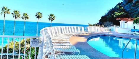 Piscine extérieure, piscine chauffée