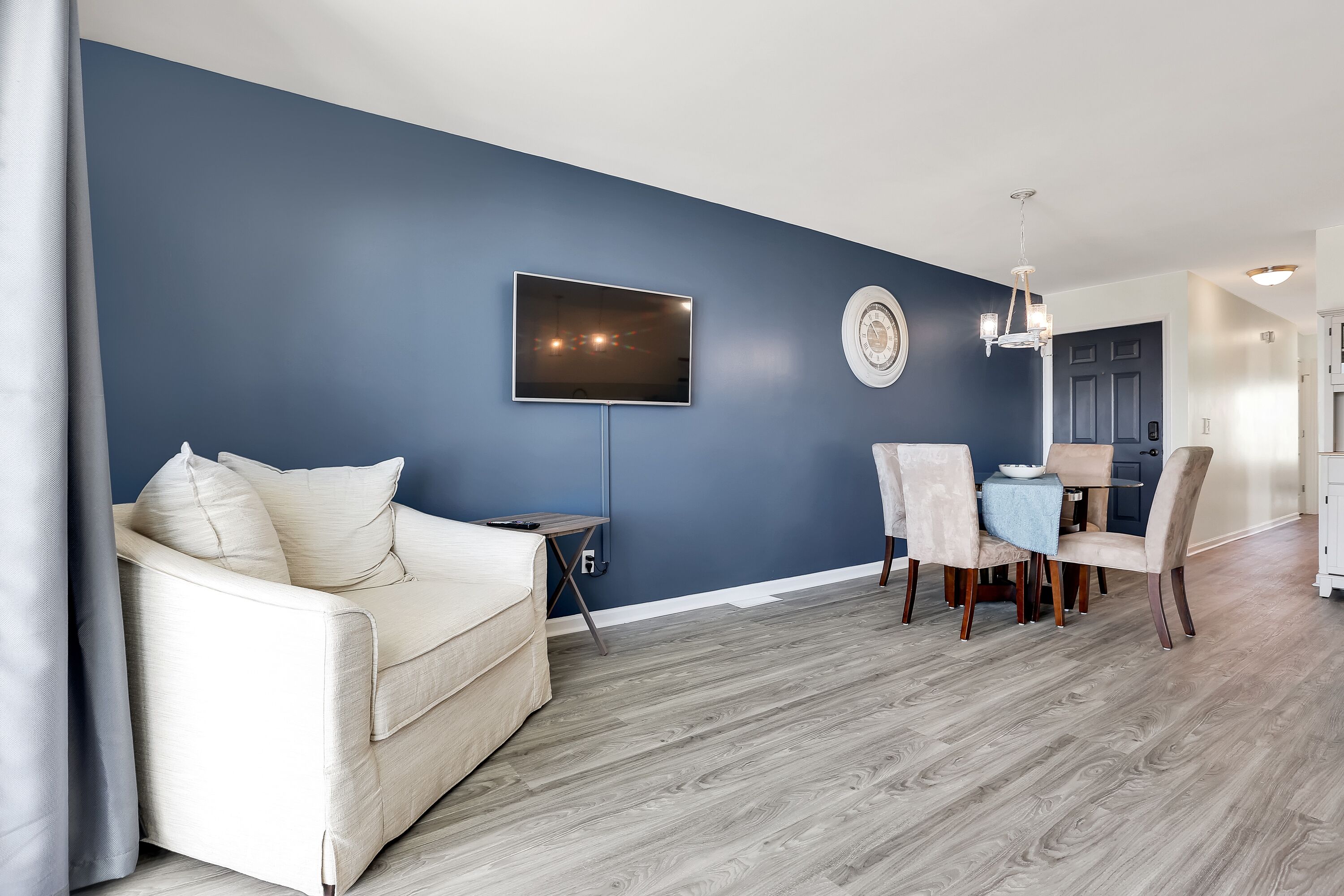 Blue Wave Condo***Ocean View*** newly remodeled***Great location***