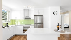 Coffee/tea maker, fridge, microwave, oven - Luxury Boardwalk Apartment - Unit 7 (NAROOMA)