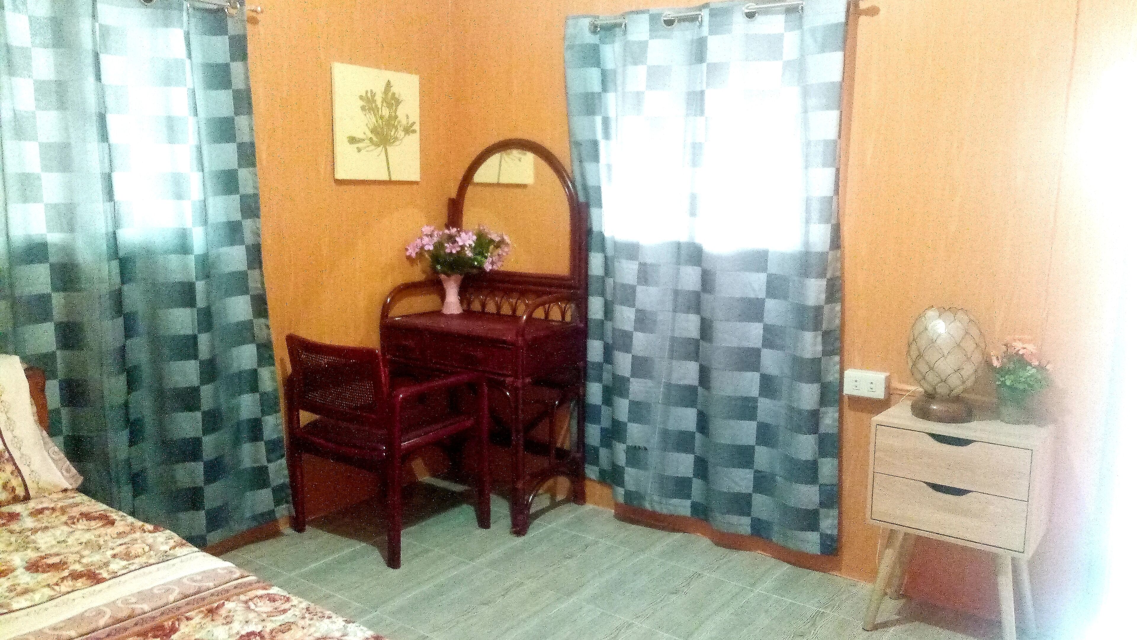 #2 Traditional Kubo Hut near 100 Islands Wharf