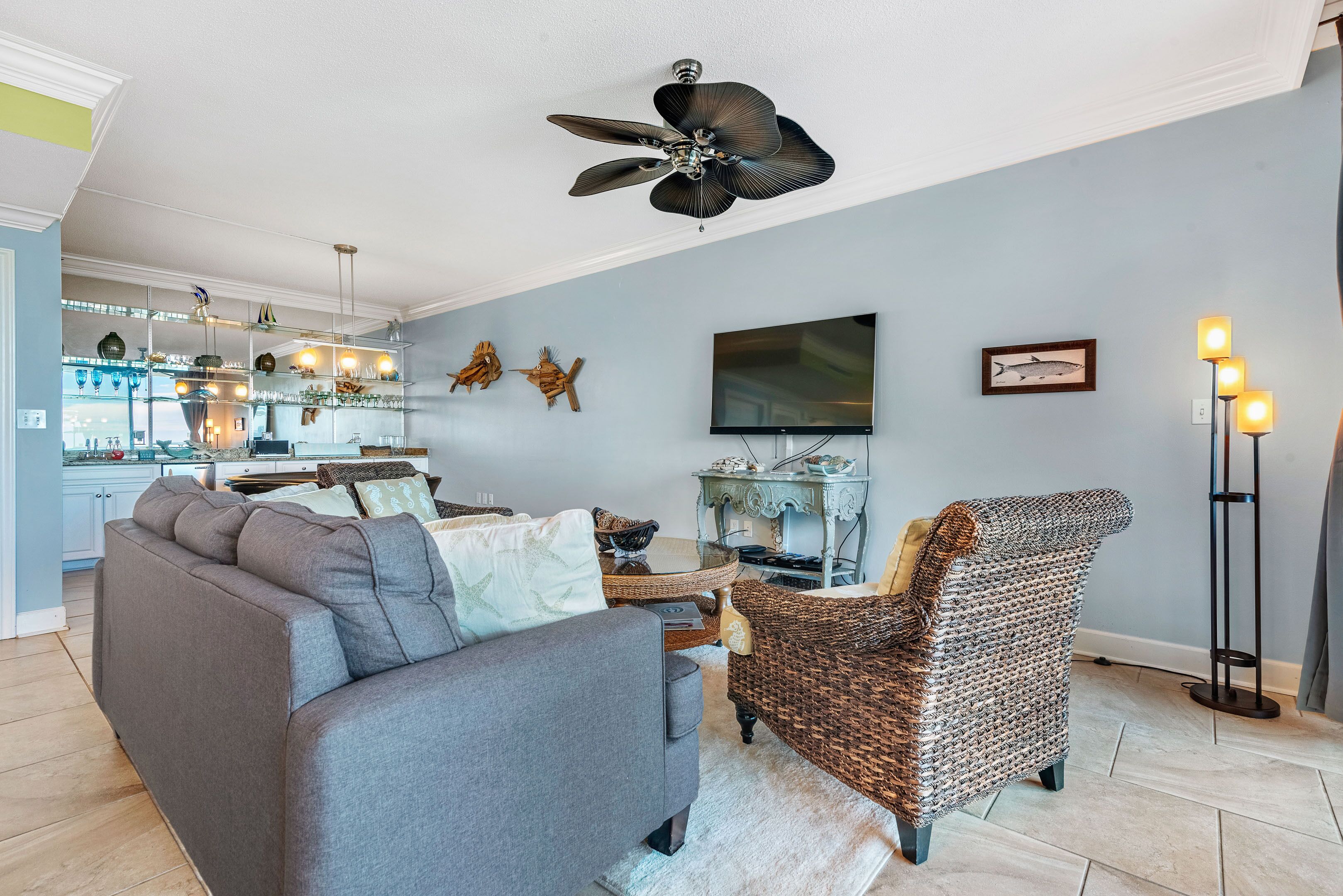 Phoenix on the Bay-  views of the Pass! Sleeps 8, 4th floor 