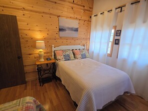 3 bedrooms, free WiFi - Hickory Ridge - HotTub - GSMNP, NOC, Train and Fontana Lake (Bryson City)