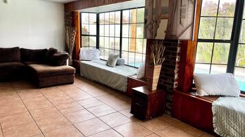 Smart TV, Netflix, streaming services