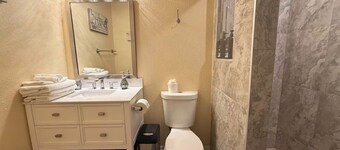 Prime Location! Cozy home with pool, just minutes from the airport & Strip!