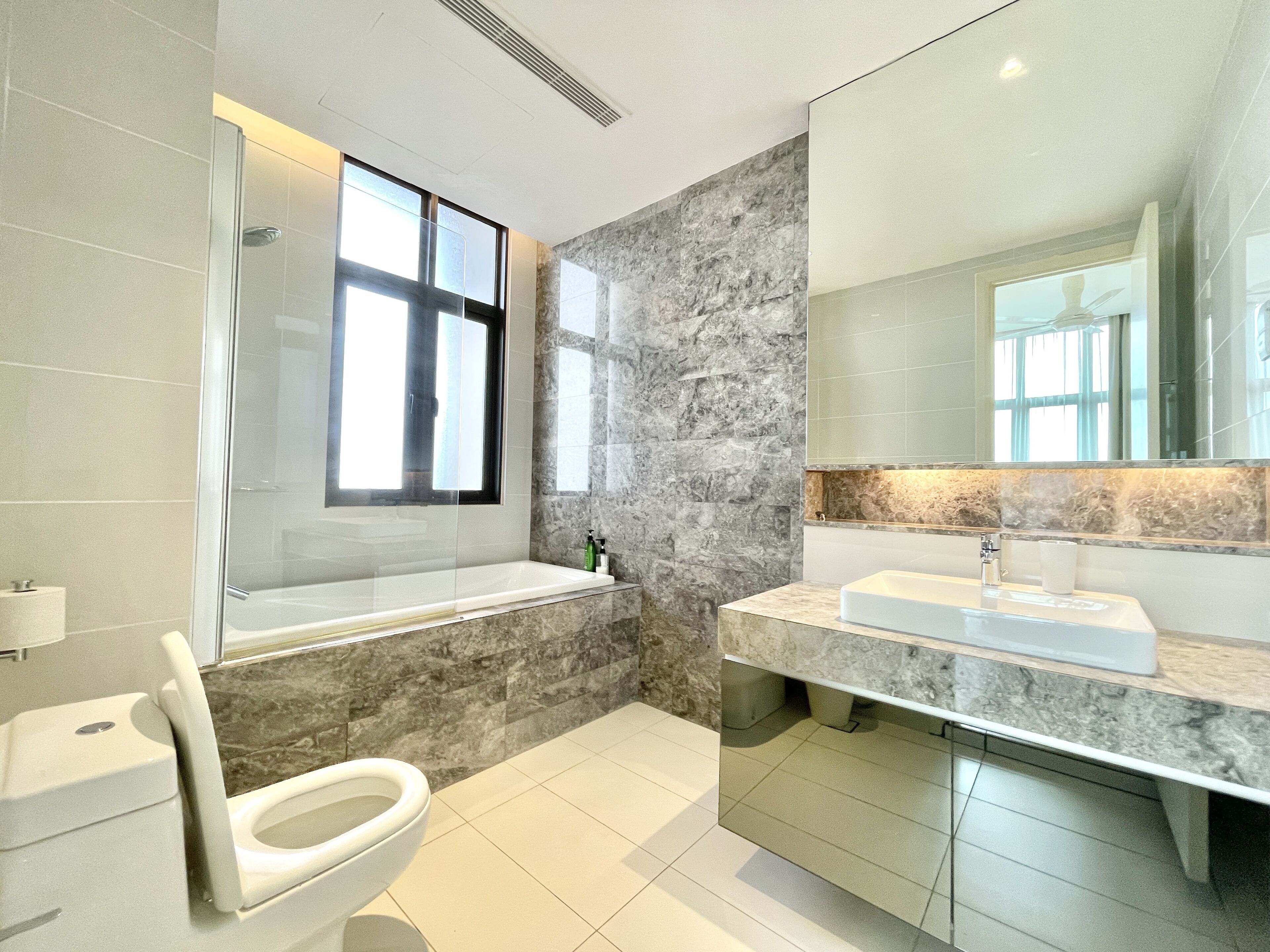 Rainfall showerhead, hair dryer, bidet, towels