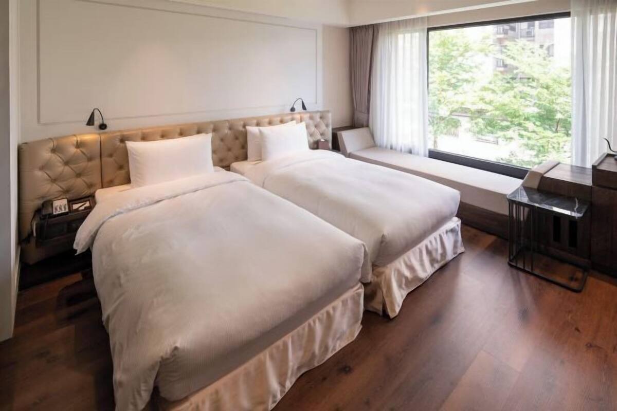 1 Schlafzimmer, hochwertige Bettwaren, Daunenbettdecken
