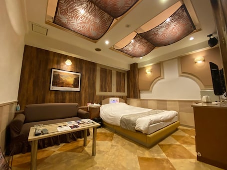 Individually decorated, individually furnished, soundproofing, free WiFi