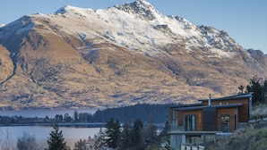 Unclassified image, 2 of 23, button - Top View by Harcourts (Queenstown)