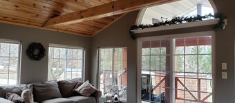 Secluded Rustic Cabin