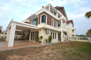 Fachada da propriedade