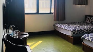 Standard-Vierbettzimmer