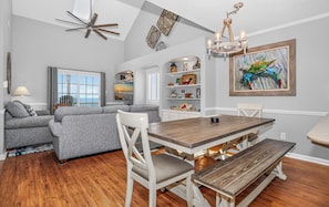 Dining - Beachside in Surfside! (Surfside Beach)