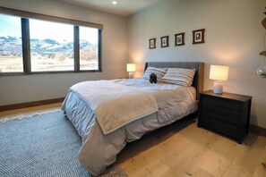 5 Schlafzimmer, Bügeleisen/Bügelbrett, WLAN, Bettwäsche