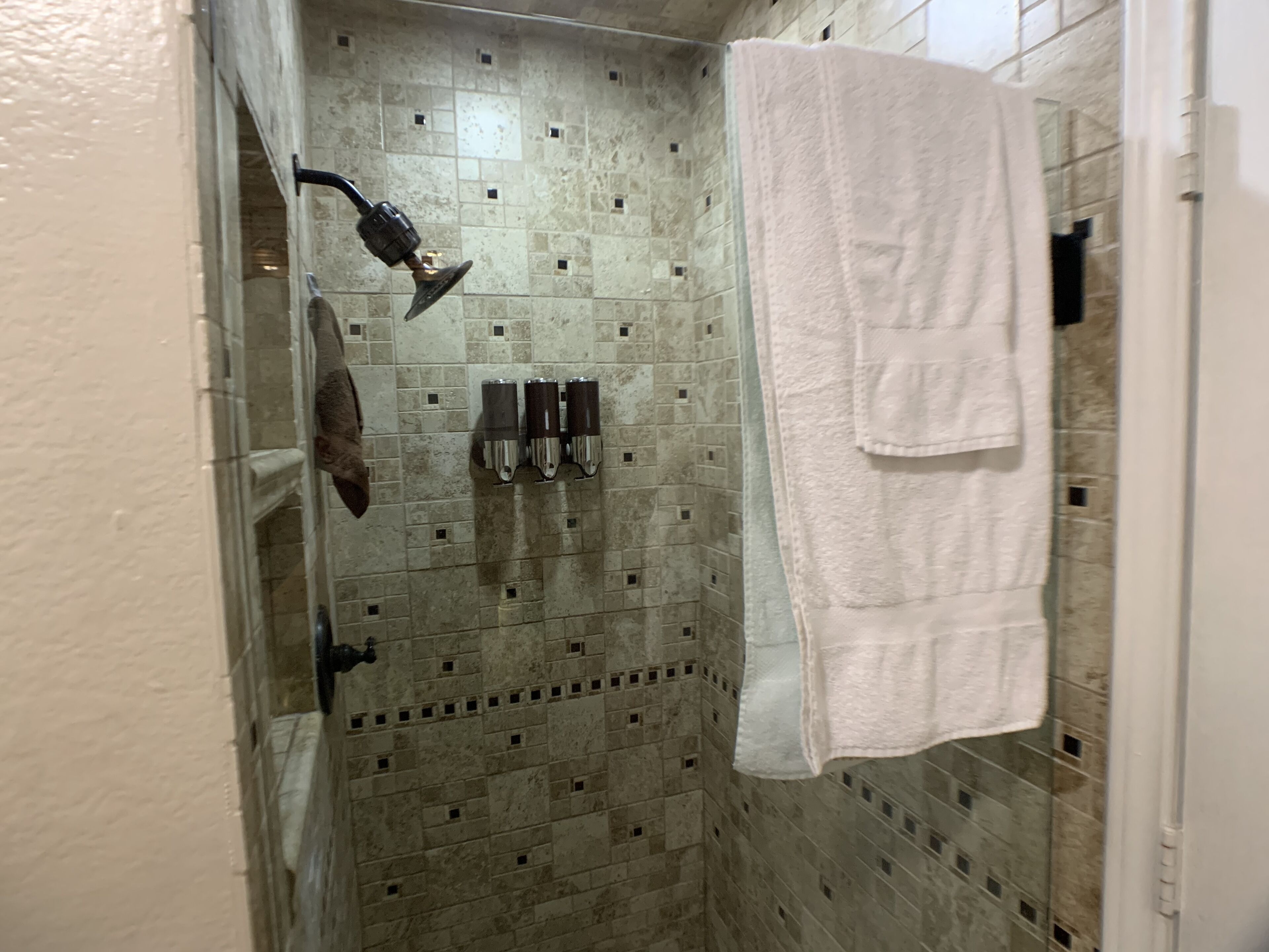 Pond Villa 3 bed 2 bath home