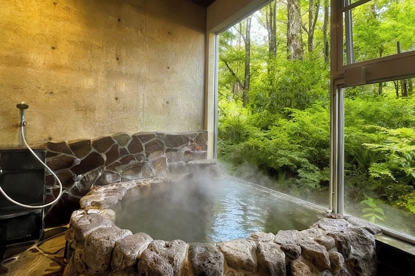 Independent guest-cottage with hot spring bath Kohaku (No Bed)(201), Non-Smoking | Individually furnished, desk, free WiFi