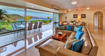 Bella Vista East 3 Luxury Ocean Views Large Flat Grassed Area + Buggy