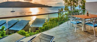 Waves 5 Luxury 3 Bedroom