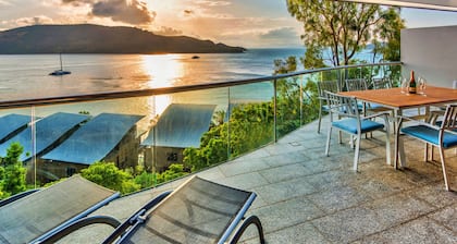 Waves 5 Luxury 3 Bedroom