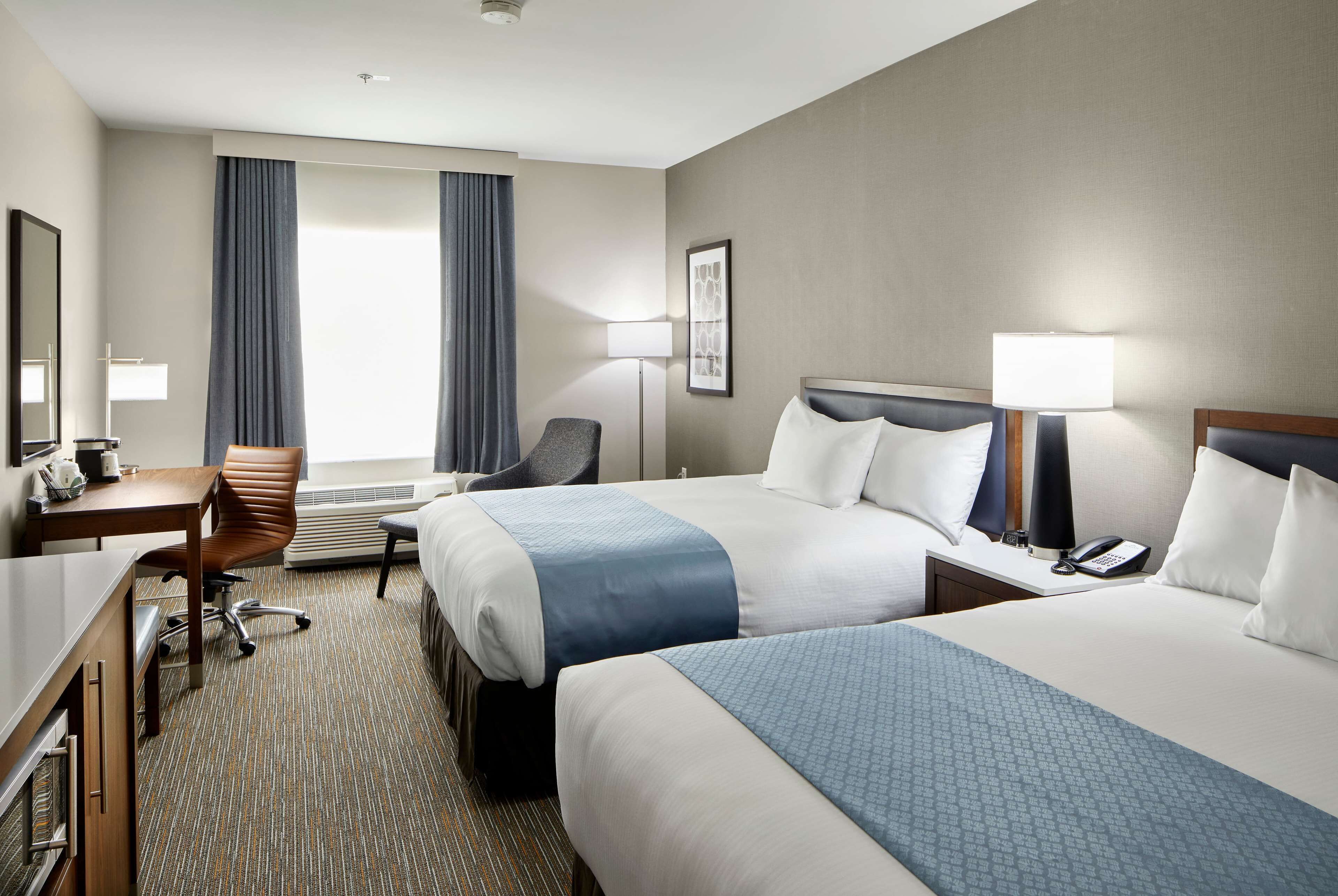 desk, blackout curtains, iron/ironing board, free wifi