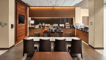 Sudah termasuk sarapan ala kontinental setiap hari