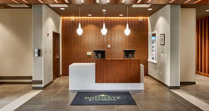 Wingate by Wyndham Hurricane WV