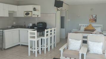 Studio Standar (Self-Catering) | Dapur pribadi | Ketel listrik